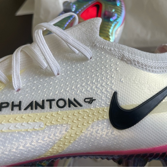 Nike cleats - Picture 6 of 9